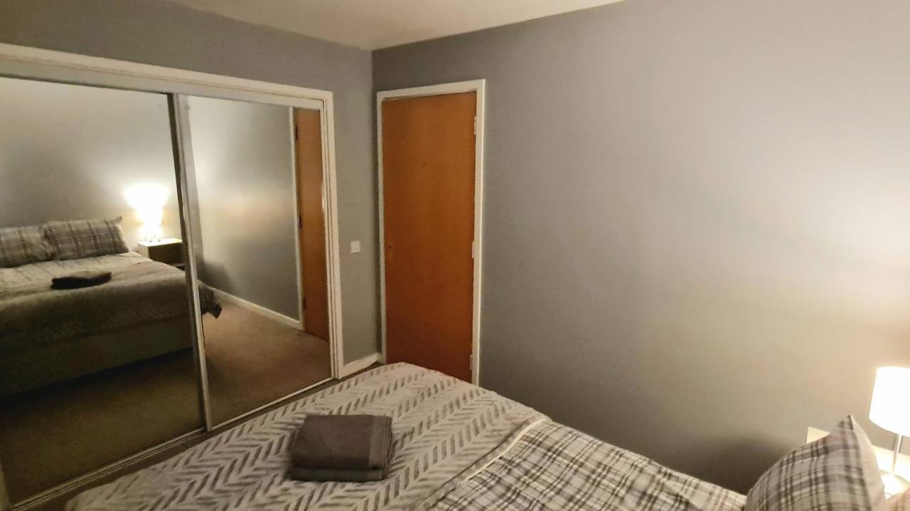 Lovely 3 Bedroom Apartment - Free Parking EDI Exterior foto